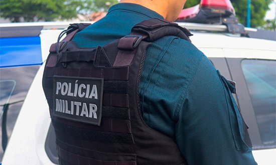 Homem é conduzido à delegacia suspeito de agredir a sobrinha Homem é conduzido à delegacia suspeito de agredir a sobrinha